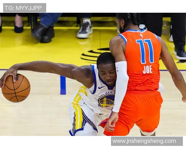 2016年NBA常规赛雷霆勇士对决精彩回顾与赛后分析